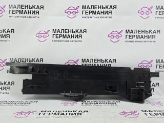 кронштейн радиатора BMW X6 F16 2014, 3.0 л., N55 B30 A, бензин, АКПП, красный, правый руль, 17118572189, 7799762, 17117799762, 7799762, 8572189