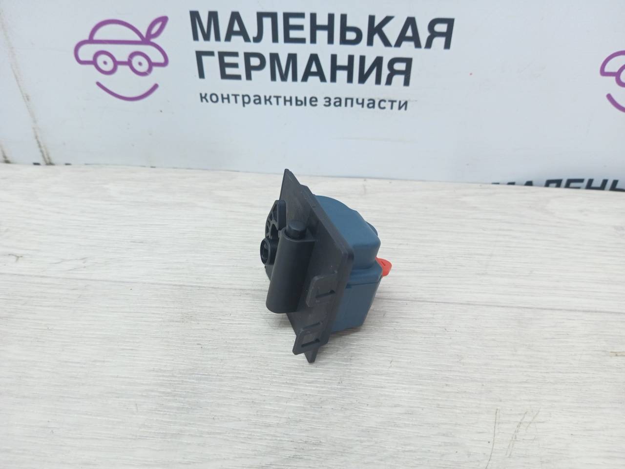 замок лючка топливного бака Mercedes-Benz C-Класс W204/S204 (2006 - 2011) - фото №1