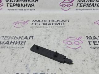 Антенна системы комфортного доступа Volkswagen Passat B8 2015, 1.8 л., CJSA, бензин, робот, 2t/c9x чёрный перламутр, седан, правый руль, 5K0962132A