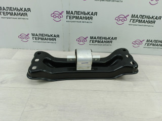 кронштейн КПП Mercedes-Benz C-Класс W205/S205/C205 2014, 2.0 л., M 274.920, бензин, АКПП, белый, седан, задний привод, правый руль, A2052421101