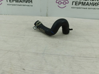 патрубок радиатора Mercedes-Benz C-Класс W205/S205/C205 2014, 2.0 л., M 274.920, бензин, АКПП, белый, седан, задний привод, правый руль, A2742001382