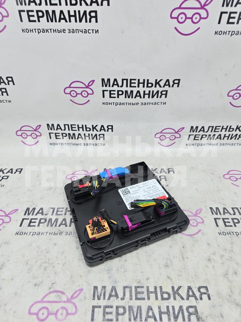 блок комфорта Audi A5 F5 2018, 2.0 л., CVKB, бензин, АКПП, белый металлик 2y / s9r, хетчбэк 5 дв., правый руль, 8W0907064EC, 8W0907064DC - фото №1