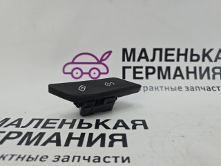 Кнопки центрального замка лев. BMW 5 серия G30/G31 G30 2019, 4.4 л., N63 B44 C, бензин, АКПП, carbonschwarz metallic (416), седан, полный привод, 61319860545, 9860545
