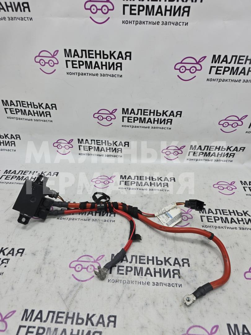 плюсовой провод аккумулятора Mercedes-Benz A-Класс W176 (2012 - 2015), серый, правый руль, A0009822023, A2465406607 - фото №1