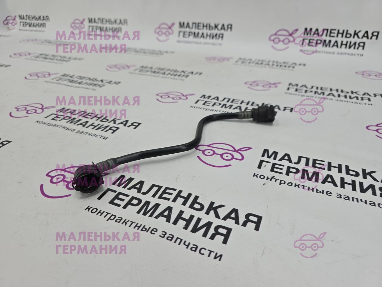 патрубок радиатора BMW 5 серия G30/G31 G31 2017, 2.0 л., B48 B20 B, бензин, АКПП, alpinweiss 3 (300), универсал, правый руль, 17128632260, 8632260 - фото №1