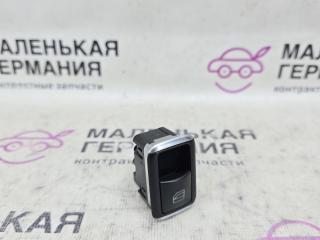 кнопка стеклоподъемника двери задней правой Mercedes-Benz C-Класс W204 [рестайлинг] W204.048 2012, 1.8 л., M 271.860, бензин, АКПП, 149 белый, седан, задний привод, правый руль, A2049058202