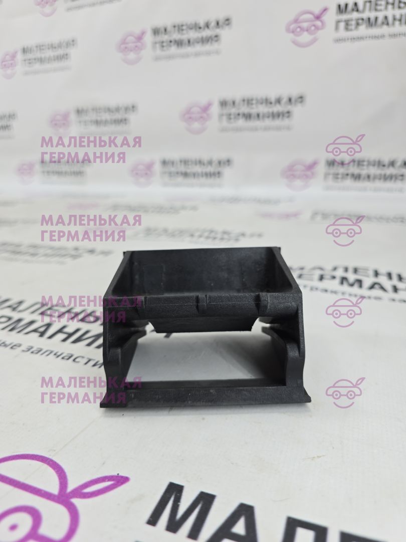 кронштейн радиатора BMW X6 E71/E72 E71 2009, 3.0 л., N54 B30 A, бензин, серебро, правый руль, 1711733537, 17117533537, 7533537 - фото №1