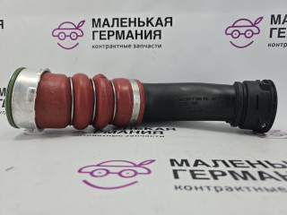 патрубок интеркулера BMW X5 E70 [рестайлинг] 2011, 3.0 л., N55 B30 A, бензин, АКПП, белый, правый руль, 13717583716, 7583716