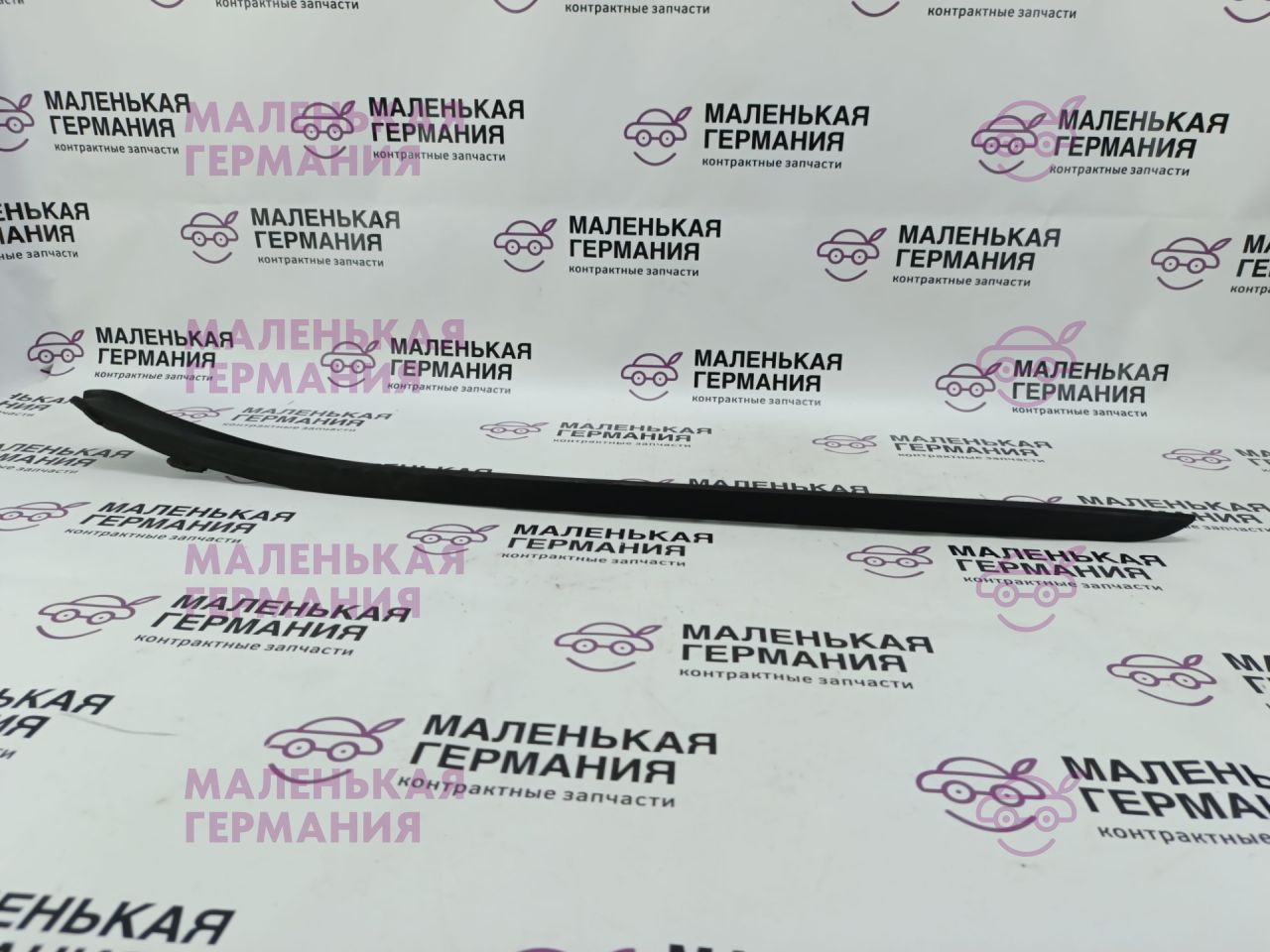 молдинг лобового стекла BMW X1 F48 2017, 2.0 л., B48 A20 B, бензин, АКПП, синий mediterranblau c10, полный привод, правый руль, 51317350609, 7350609 - фото №1