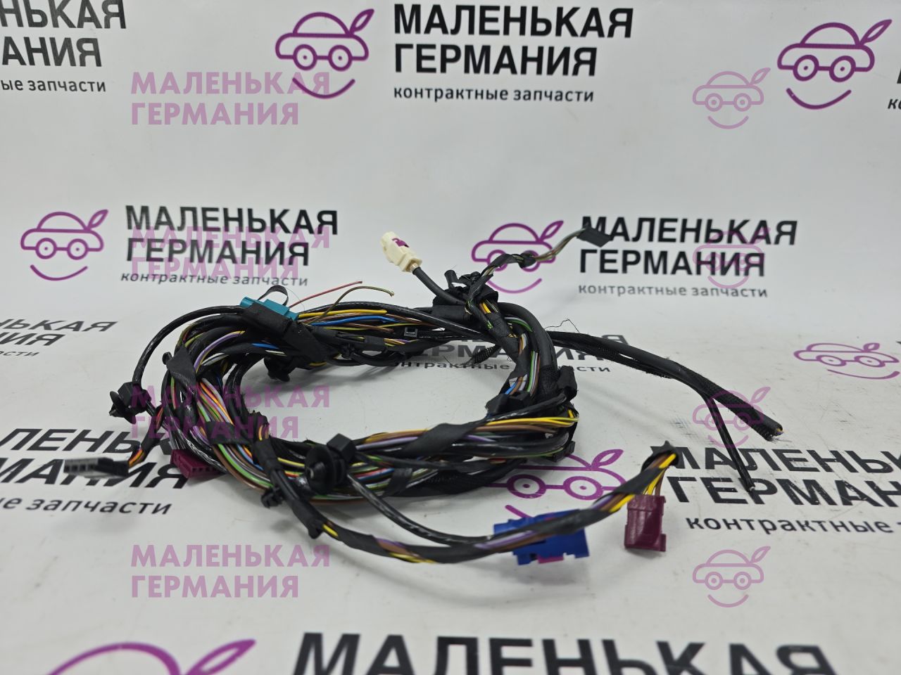 Проводка крышки багажника BMW 6 серия F06/F12/F13 2012, 4.4 л., N63 B44 B, бензин, АКПП, alpinweiss 3 (300), хетчбэк 5 дв., задний привод, правый руль, 61119326207, 9326207 - фото №1