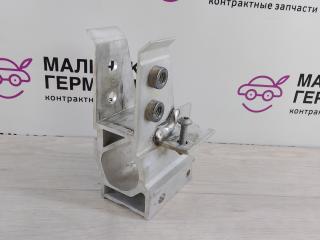 кронштейн радиатора BMW 3 серия G20 2020, 2.0 л., B46 B20 B, бензин, АКПП, белый alpinweiss 3 (300), седан, задний привод, 51117422234, 7422234