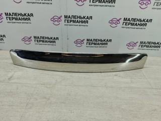 накладка двери (крышки) багажника Nissan Patrol Y62 (2010 - 2014)