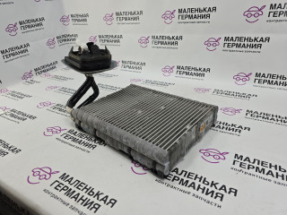 радиатор кондиционера BMW 5 серия G30/G31 G31 2017, 2.0 л., B48 B20 B, бензин, АКПП, alpinweiss 3 (300), универсал, правый руль