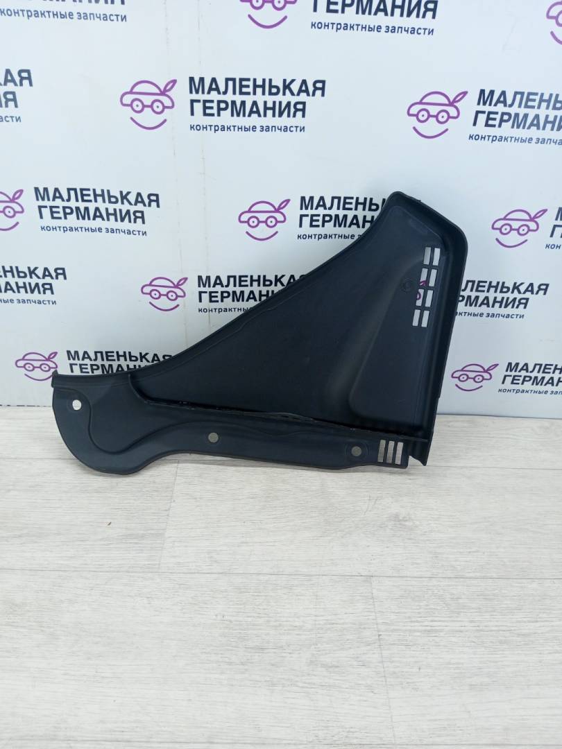 водосток планки обтекателя (жабо) прав. BMW 6 серия F06/F12/F13 2013, 4.4 л., N63 B44 B, бензин, black sapphire metallic (475), 51717216978, 7216978 - фото №1