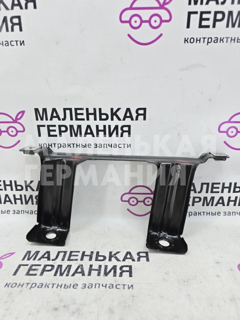 крепление ( кронштейн ) крыла BMW X6 F16 2014, 3.0 л., N55 B30 A, бензин, АКПП, красный, правый руль, 51647294552, 7294552 - фото №1