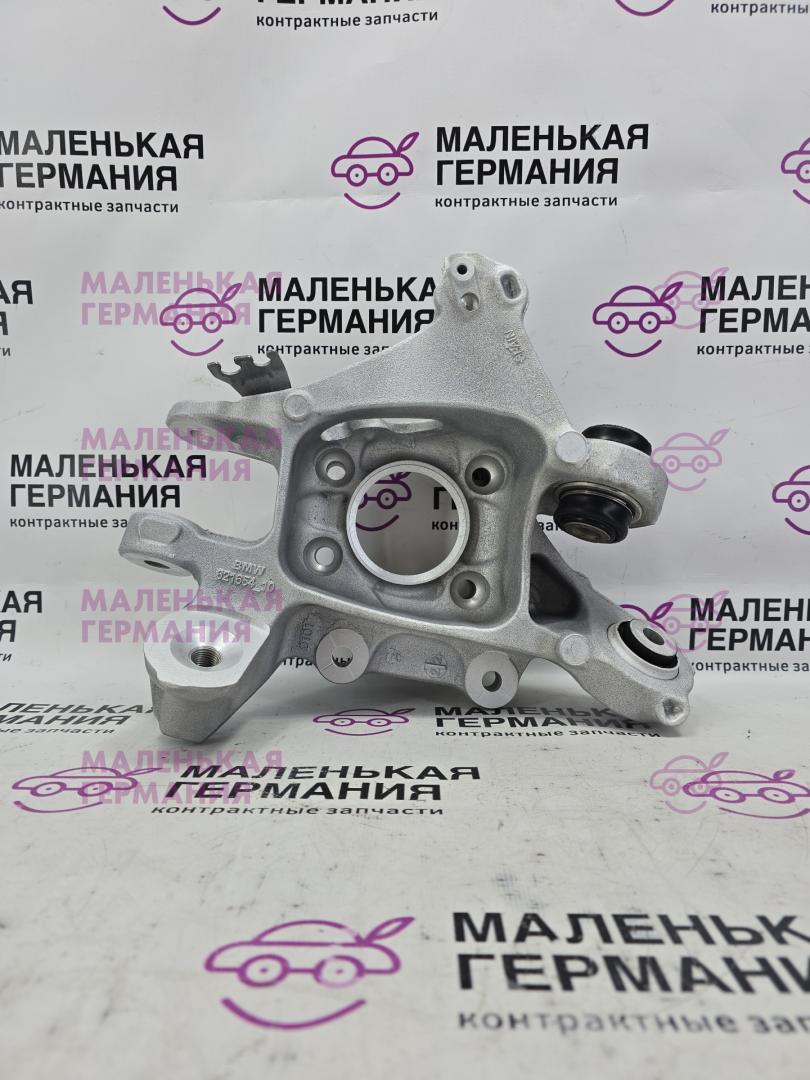 кулак задний правый BMW 5 серия G30/G31 G31 2017, 2.0 л., B48 B20 B, бензин, АКПП, alpinweiss 3 (300), универсал, правый руль, 33306861138, 6866334, 6861138 - фото №1