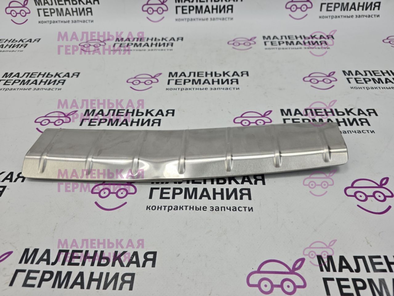 обшивка багажника BMW X1 F48 2016, 2.0 л., B47 C20 A, дизель, АКПП, alpinweiss 3 (300), передний привод, правый руль, 51477413689, 7413689 - фото №1