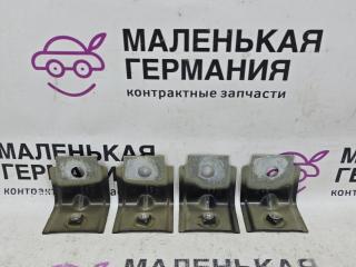 крепление ( кронштейн ) крыла Volkswagen Passat B8 2015, 1.8 л., CJSA, бензин, робот, 2t/c9x чёрный перламутр, седан, правый руль, 3G0809471