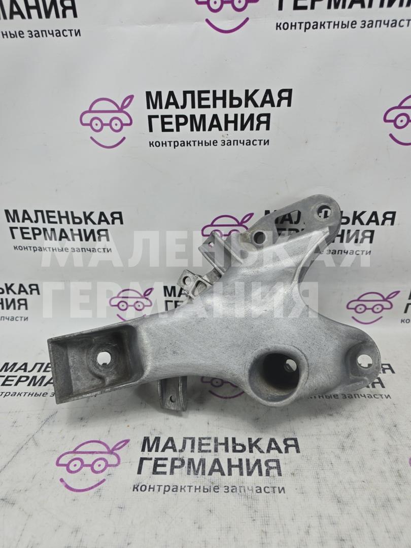 кронштейн двигателя BMW X6 E71/E72 E71 2009, 3.0 л., N54 B30 A, бензин, серебро, правый руль, 22116778331, 6778331 - фото №1