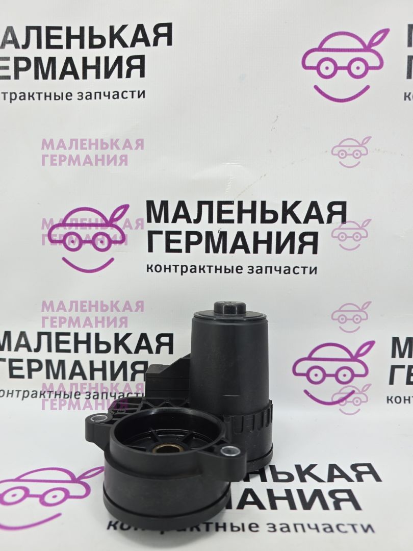 электроручник BMW X1 F48 2017, 2.0 л., B48 A20 B, бензин, АКПП, синий mediterranblau c10, полный привод, правый руль, 34216860007, 6860007, 6798961, 6426056 - фото №1