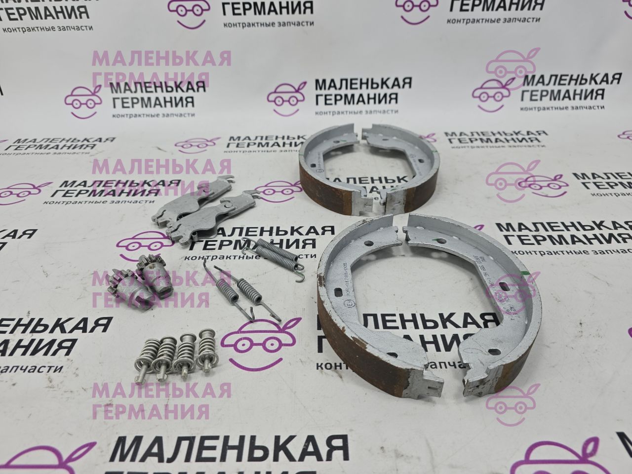 колодки стояночного тормоза BMW X6 F16 2014, 3.0 л., N55 B30 A, бензин, АКПП, красный, правый руль, 34416780041, 6780041 - фото №1