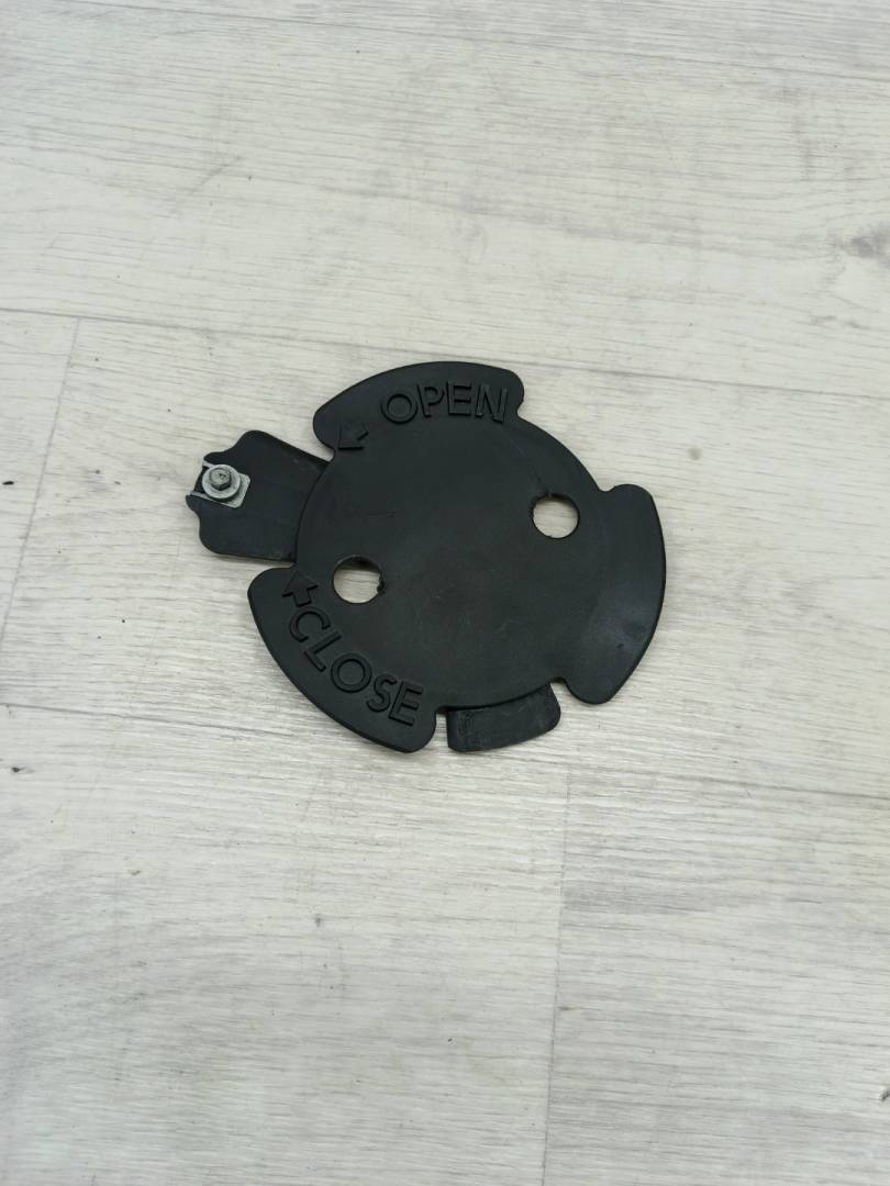 щиток моторного отсека BMW 6 серия F06/F12/F13 2013, 4.4 л., N63 B44 B, бензин, black sapphire metallic (475), 51757209541, 7209541 - фото №1