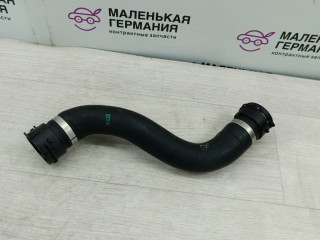 патрубок радиатора Mercedes-Benz C-Класс W205/S205/C205 2014, 2.0 л., M 274.920, бензин, АКПП, белый, седан, задний привод, правый руль, A2055016384