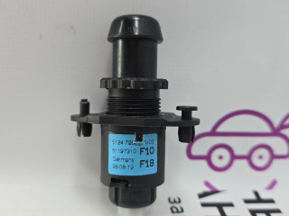 отбойник крышки багажника BMW 6 серия F06/F12/F13 2012, 4.4 л., N63 B44 B, бензин, АКПП, alpinweiss 3 (300), хетчбэк 5 дв., задний привод, правый руль, 51247266241, 7266241