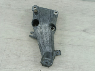 кронштейн двигателя BMW 3 серия E90/E91/E92/E93 (2004 - 2010), 2.0 л., N46 B20 BD, бензин, 22116760307, 6760307