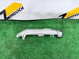 повторитель поворотов Volkswagen ID.4 1 поколение (2020 - 2026), 11B949102
