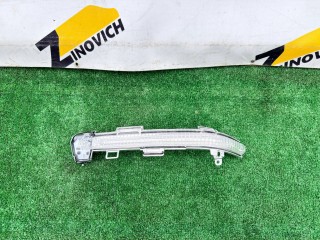 повторитель поворотов Volkswagen ID.4 1 поколение (2020 - 2026), 11B949101