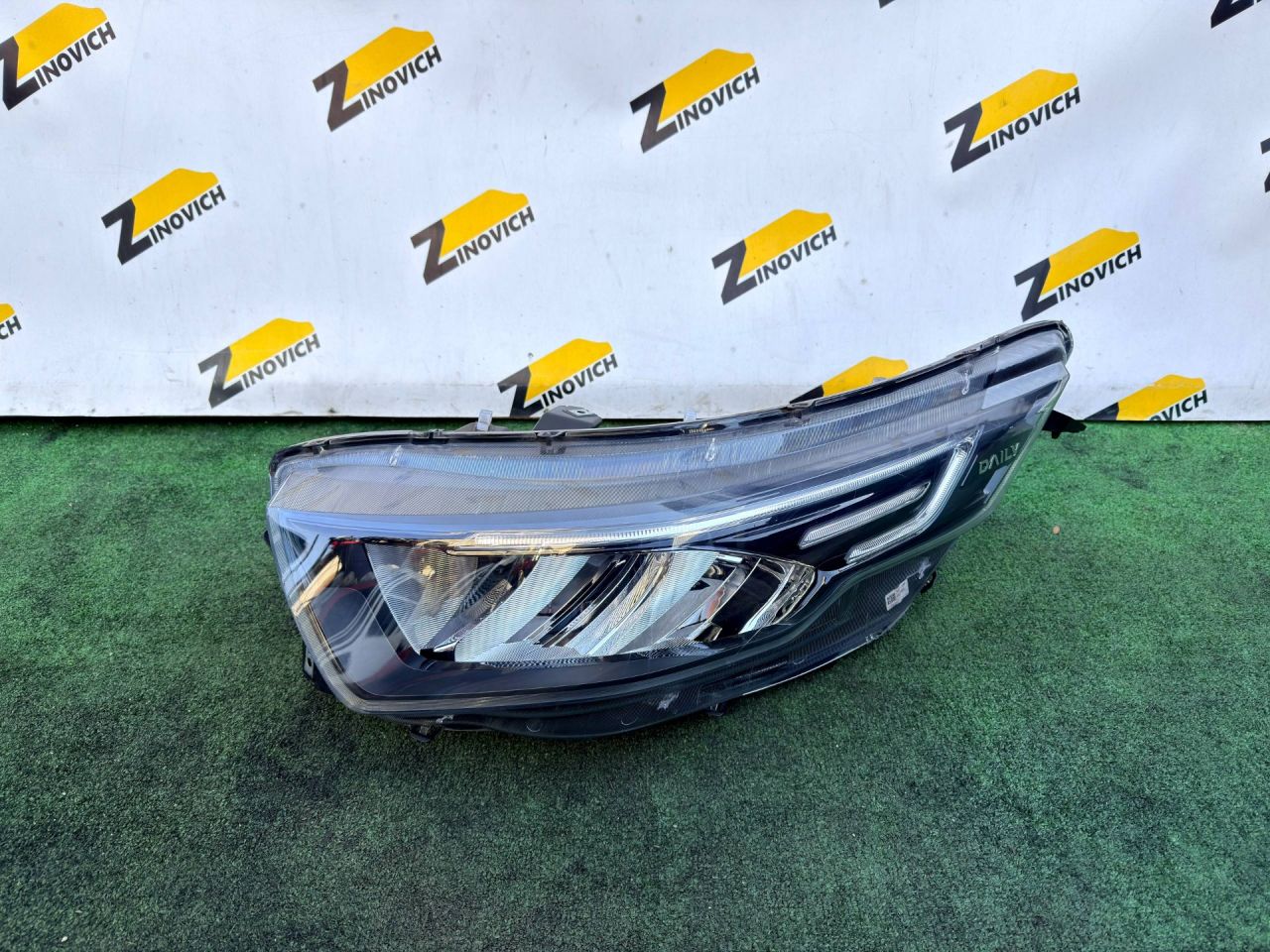 фара левая IVECO Daily 6 поколение 2020, 05802711800, 50210748 - фото №1