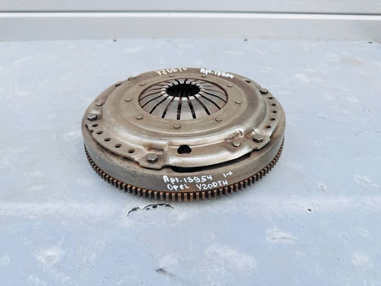 комплект сцепления Opel Zafira 1 поколение (A) (1999 - 2003), 2.0 л., Y 20 DTH, дизель, R90502914, 412015904, 1208067 - фото №1