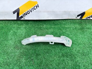 повторитель поворотов Volkswagen Passat B8 (2014 - 2020), 3G0949102