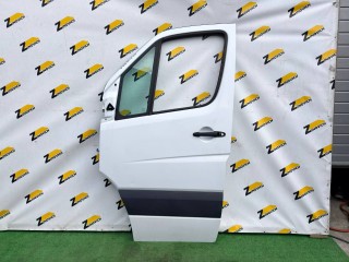 дверь передняя левая Mercedes-Benz Sprinter 2 поколение [рестайлинг] (W906) W906 (2014 - 2018)