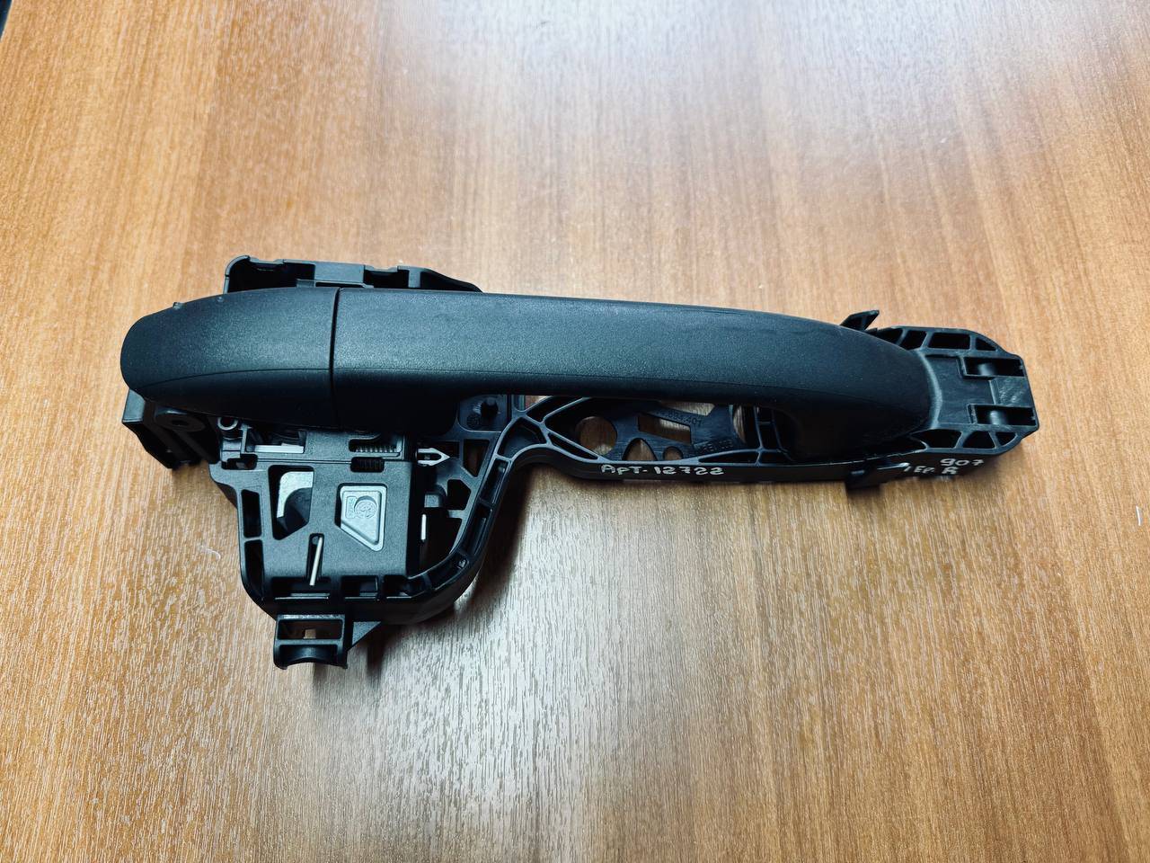 ручка наружная Mercedes-Benz Sprinter W907/W910 (2018 - 2026), A9107603600, A9077600400, A9077230100