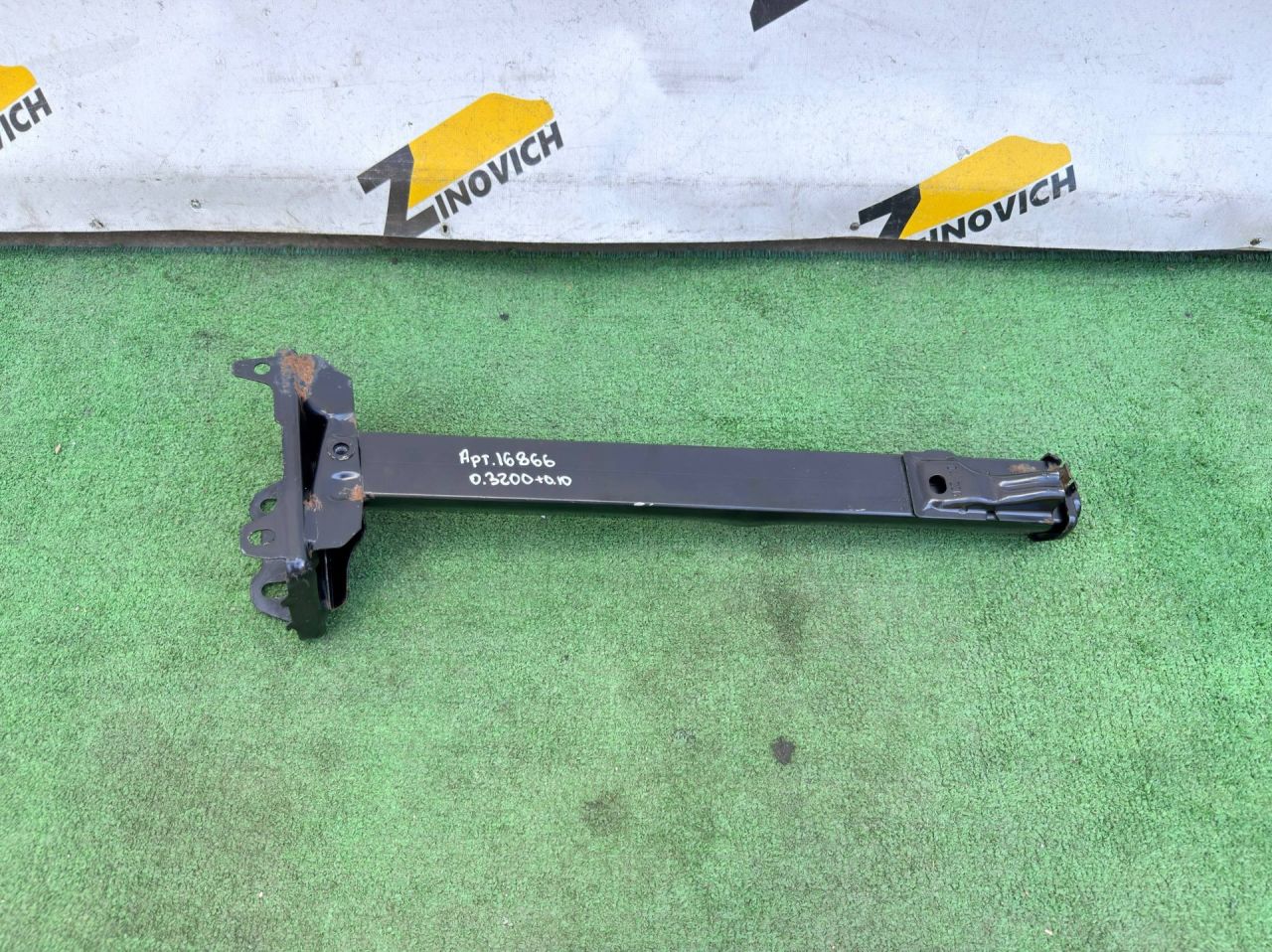 Крепление бампера переднего Citroen Berlingo 3 поколение 2020, 52000W02, 52000W02G - фото №1