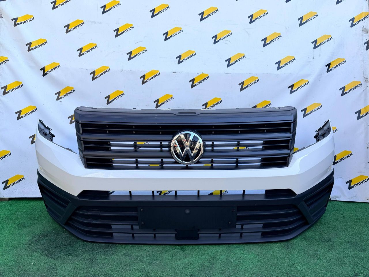 бампер передний Volkswagen Crafter 2 поколение (2016 - 2026), 7C0807723B, 7C0853665, 7C0807819B, 7C0807221A, 7C0853653L, 7C0853666, 7C0807724B, 7C0807241 - фото №1