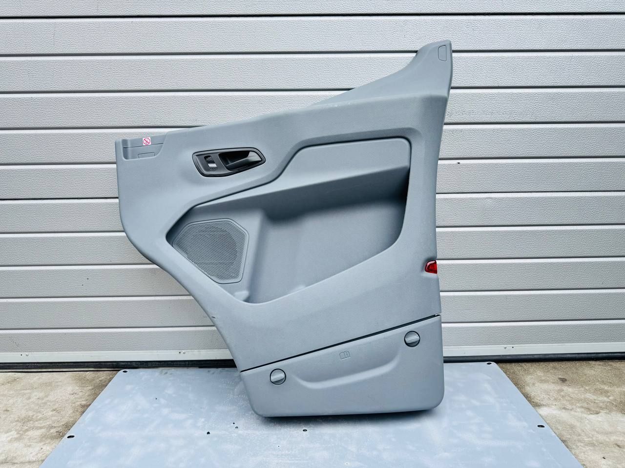 обшивка двери передняя правая Ford Transit 8 поколение (2013 - 2018), SD0526V2394201, BK31V23942, BK31V23942AS36NC, BK21V22600AE