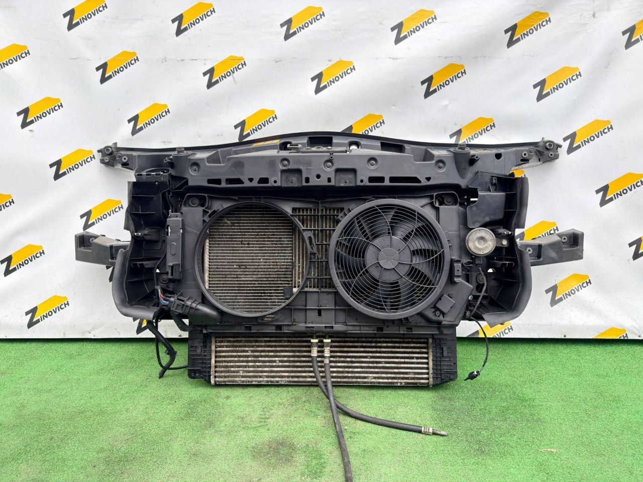 передняя панель крепления облицовки (телевизор) Mercedes-Benz Sprinter W907/W910 W906 2019, задний привод, A9078800900, A2115001700, A9078802400, A9078802500, A9069062500, A9065010201, 2E0145804A, A0005010765, A9065000554 - фото №1
