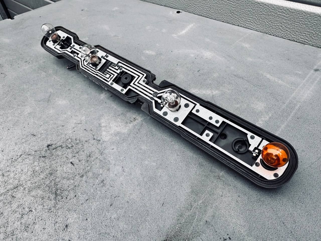 панель заднего фонаря Renault Master 3 поколение (2010 - 2014), 17148500, 17109600, 17109800 - фото №1