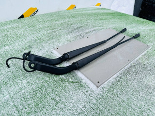 щеткодержатель (поводок стеклоочистителя, дворник) Mercedes-Benz Sprinter 2 поколение [рестайлинг] (W906) (2014 - 2018), A0018205944, A9068200644