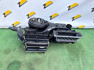 корпус отопителя (печки) Volkswagen Crafter 2 поколение (2016 - 2026), 2Q0907511D, CZ1168900901, 7C1819152, CZ1167606881, 7C1819151, 2Q0907511F, CZ1168900921, 5WA819031A, CZ116762, 7C1971565D, CZ116243