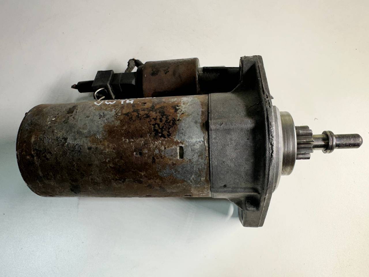 стартер Volkswagen Transporter T4 (1990 - 2003), 1.9 л., дизель, 0001110076, 068911023T, 0331303147, 1005821064 - фото №1