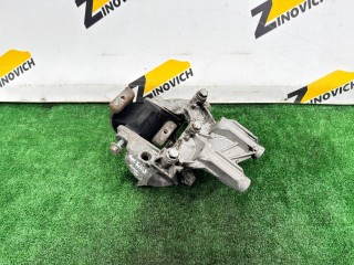 кронштейн двигателя Volkswagen Transporter T5 (2003 - 2009), 2.5 л., AXD, дизель, 070199343A, 070199343B, 7H0199848B