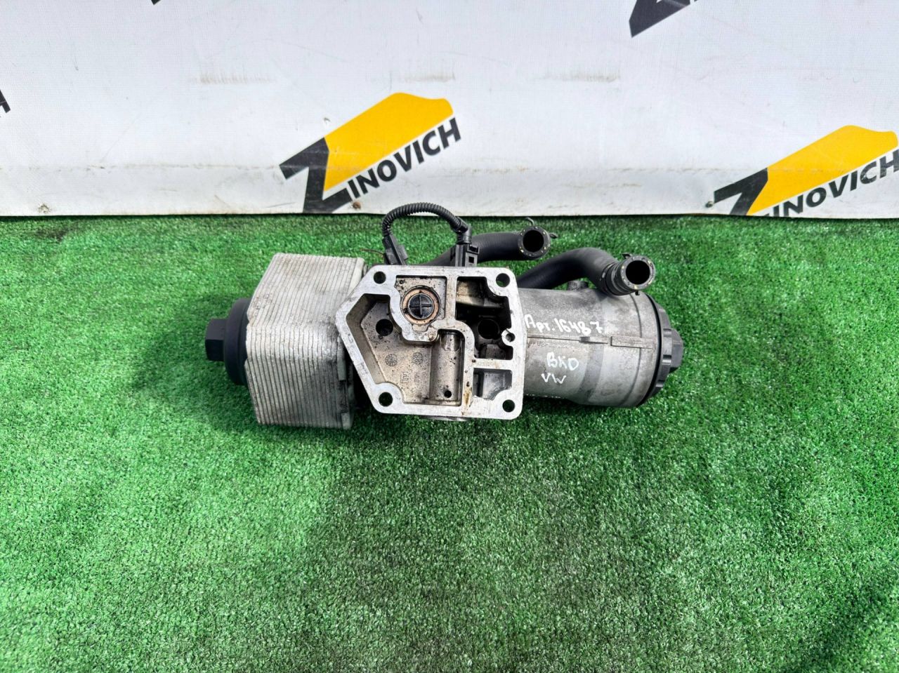корпус масляного фильтра Volkswagen Golf 5 поколение (2003 - 2009), 2.0 л., BKD, дизель, 045115389J, 038117021C, 038117061B