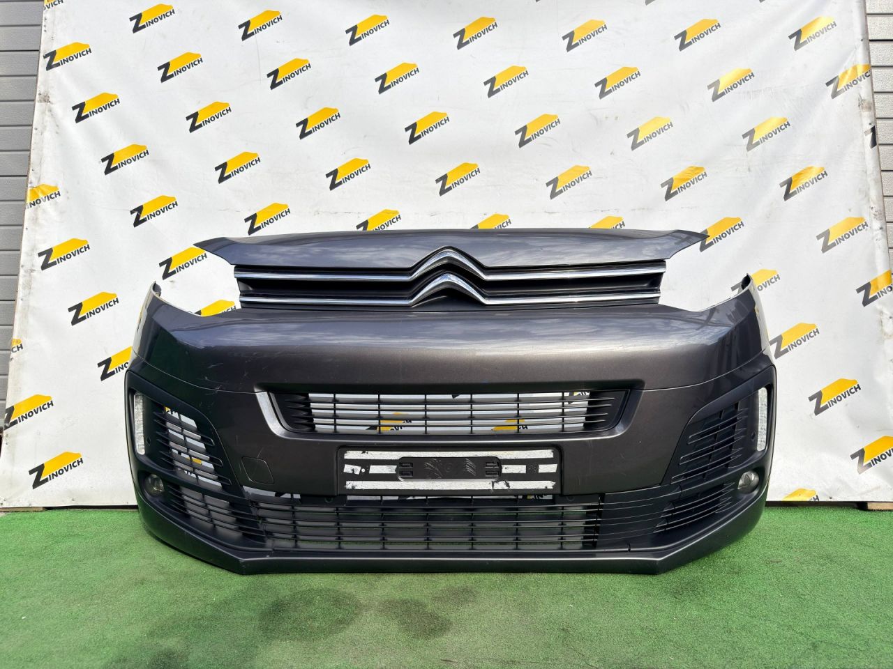 бампер передний Citroen SpaceTourer 1 поколение 2017, 1594334X, AA37430179, 9811841577, 1635731X, 1635730X, 9811841877, 1594330X, AA37430183, 9687410080, 9811718677, 1594032X, 9802795580, 1594340X, 1594053X, 9811929877, 1636571X, 9811710277, 89250581, 1594027X, 9811794677, 1594025X, 9811778077 - фото №1