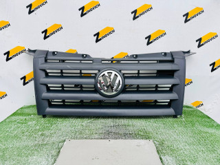 решетка радиатора Volkswagen Crafter 1 поколение (2006 - 2011), HVW9068800085, 2E0853653