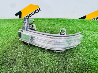 повторитель поворотов Volkswagen Crafter 2 поколение (2016 - 2026), 7C1949102