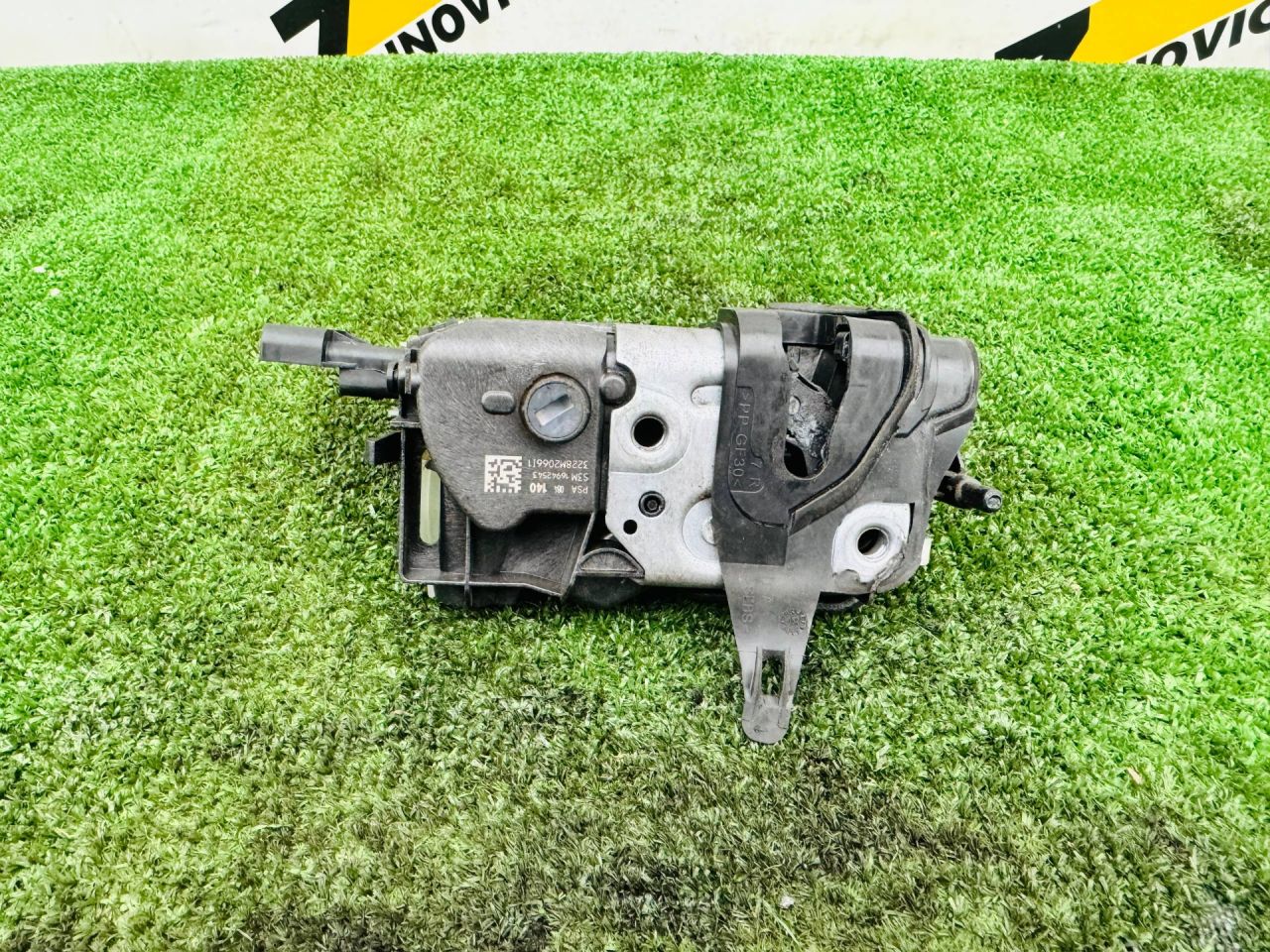 замок двери передней правой Citroen Jumpy 3 поколение 2023, 16942543, PSA084140, S3M16942543 - фото №1
